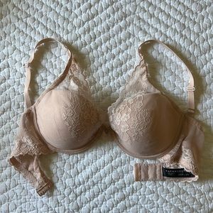 Natori Cherry Blossom Convertible Underwire Bra - size 34D
